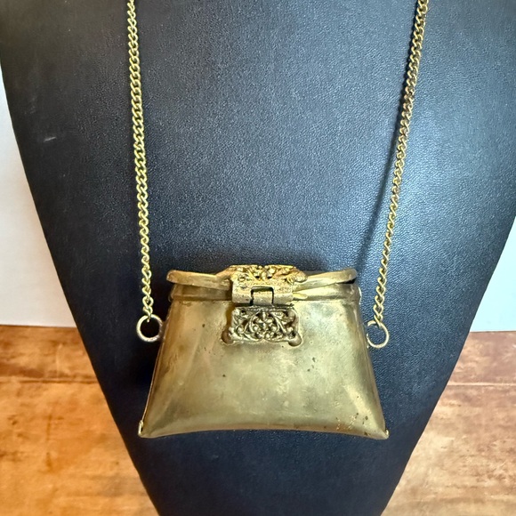 Vintage Brass Purse/ Pillow Purse 1930’s - Picture 16 of 16